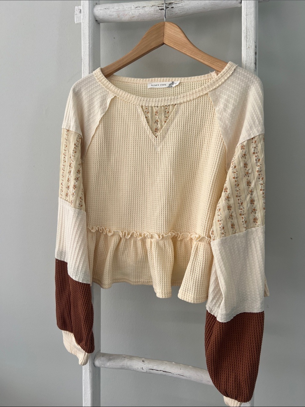 Altar'd State nwt mixed material patchwork Ruffle Hem peplum xl - Picture 3 of 8